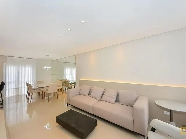 Sobrado com 101m² 3 quartos e 2 banheiros, à venda, no bairro Campo Comprido em Curitiba