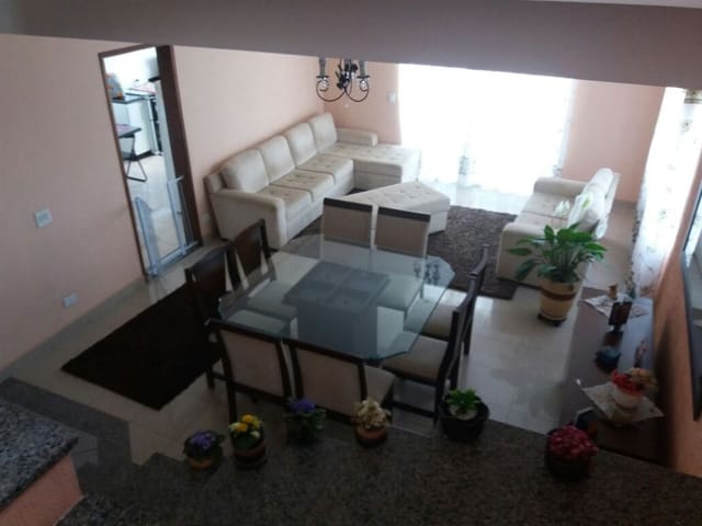Sobrado com 420m² 3 quartos e 4 banheiros, à venda, no bairro City Bussocaba em Osasco