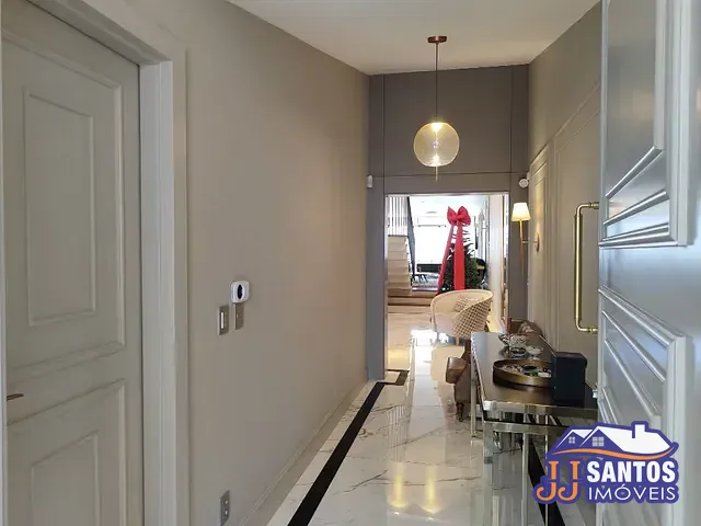 Sobrado com 500m² 4 quartos e 5 banheiros, à venda, no bairro Vila Bertioga em São Paulo