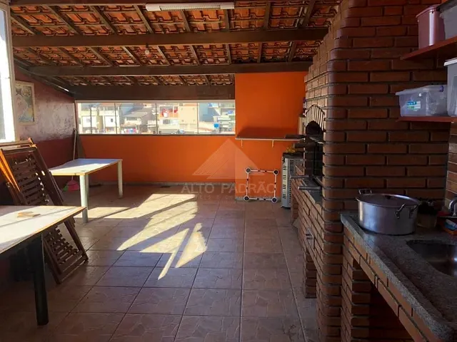 Sobrado com 150m² 3 quartos e 3 banheiros, à venda, no bairro Parque das Américas em Mauá