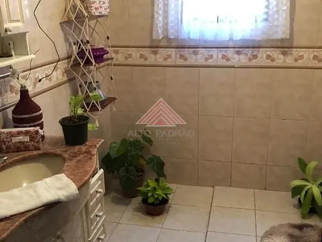 Sobrado com 150m² 3 quartos e 3 banheiros, à venda, no bairro Parque das Américas em Mauá
