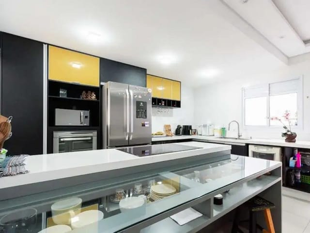 Sobrado com 160m² 3 quartos e 4 banheiros, à venda, no bairro Cambuci em São Paulo