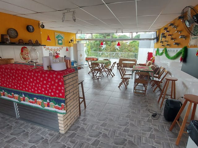 Sobrado com 360m² 2 quartos e 5 banheiros, à venda, no bairro Pestana em Osasco