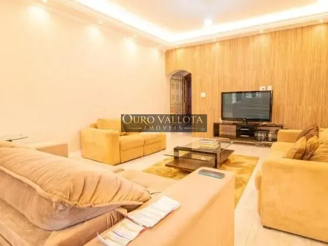 Sobrado com 260m² 4 quartos e 3 banheiros, para alugar, no bairro Vila Bertioga em São Paulo