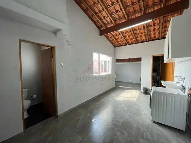 Sobrado com 125m² 3 quartos e 2 banheiros, à venda, no bairro Jardim Sônia Maria em Mauá
