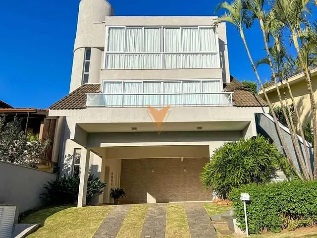 Sobrado com 393m² 3 quartos e 4 banheiros, à venda, no bairro São Paulo II em Cotia