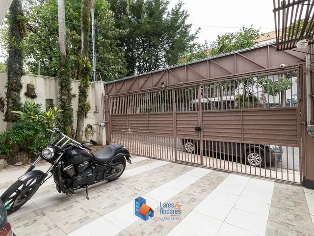 Sobrado com 300m² 3 quartos e 5 banheiros, à venda, no bairro Alto Da Lapa em São Paulo