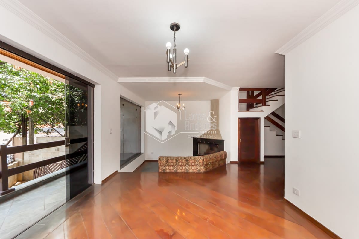 Sobrado, 4 quartos, 340 m² - Foto 1