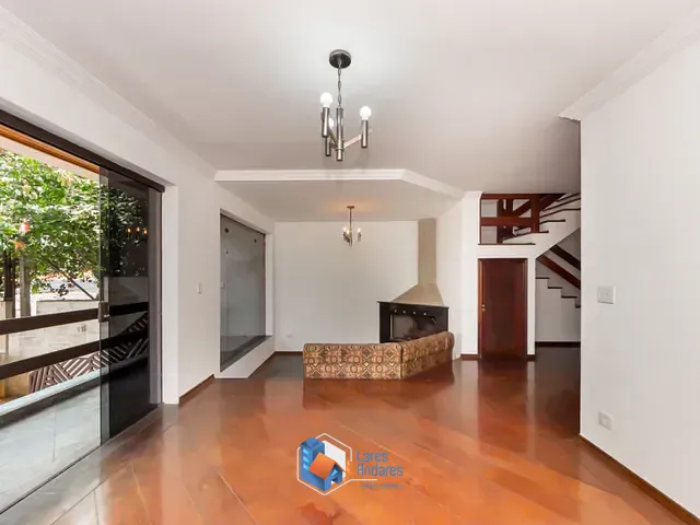 Sobrado com 250m² 4 quartos e 5 banheiros, à venda, no bairro Jardim Londrina em São Paulo