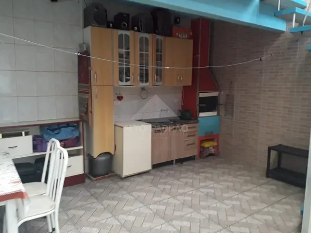 Sobrado com 125m² 2 quartos e 1 banheiro, à venda, no bairro Parque Bandeirantes em Mauá