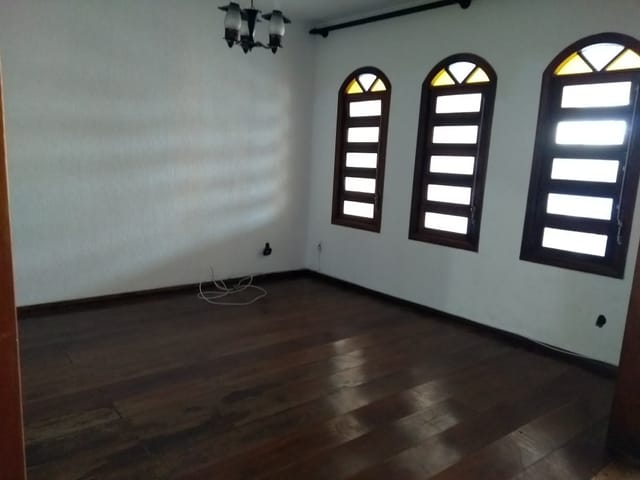 Sobrado com 184m² 3 quartos e 2 banheiros, para alugar, no bairro Chácara Belenzinho em São Paulo