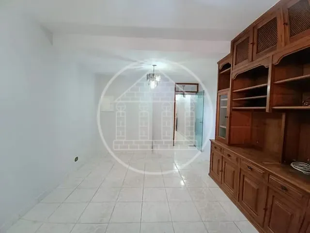 Sobrado com 165m² 3 quartos e 1 banheiro, à venda, no bairro Vila São Paulo em São Paulo