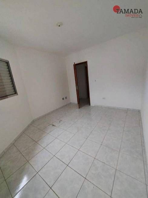 Sobrado com 70m² 2 quartos e 1 banheiro, para alugar, no bairro Itaquera em São Paulo