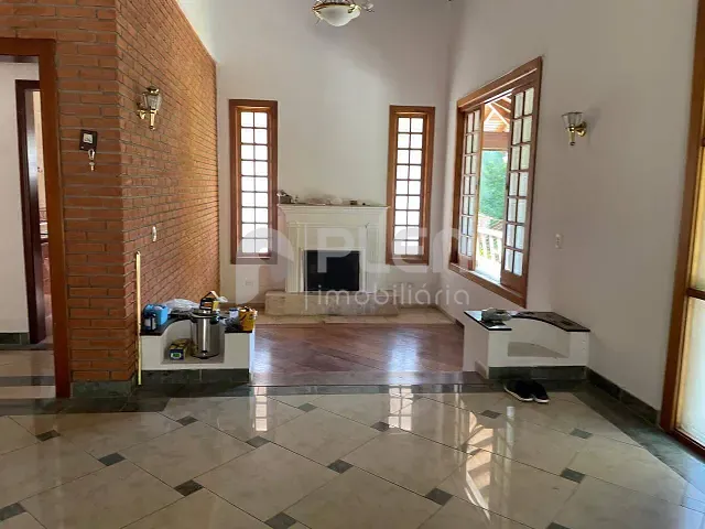 Sobrado com 1000m² 5 quartos e 7 banheiros, à venda, no bairro Caraguatá em Mairiporã