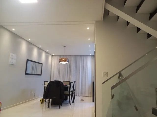 Foto do Sobrado - Sobrado com 3 dormitórios à venda, 244 m² por R$ 889.000,00 - Santa Cecilia II - São José dos Campos/SP | INDEPENDENCE NEGOCIOS IMOBILIARIOS LTDA