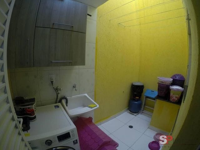 Sobrado com 80m² 2 quartos e 1 banheiro, para alugar, no bairro Vila Regina ( Zona Leste) em São Paulo