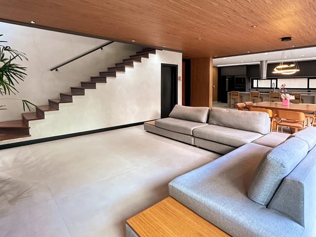 Foto do Sobrado - Casa para venda e locação, Residencial Tamboré 11, Santana de Parnaíba, SP - 4 Suítes, 6 Banheiros, 4 Vagas, 400m² - Sofisticação e Conforto em um só lugar. | Eleve Imóveis