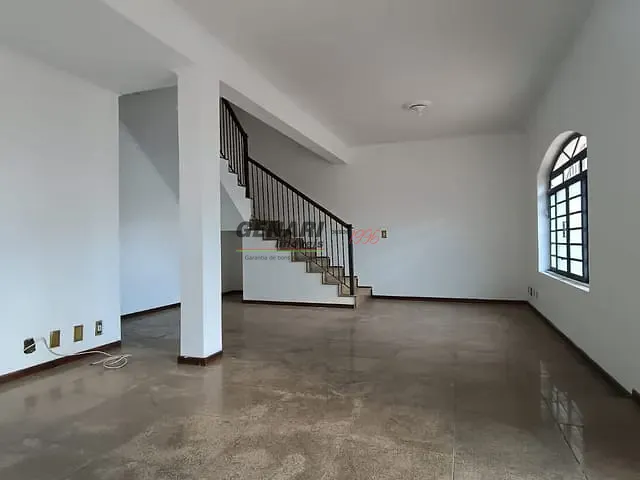 Sobrado com 265m² 3 quartos e 3 banheiros, à venda, no bairro Vila Aurora em Indaiatuba