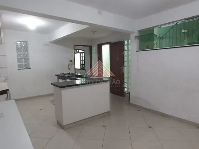 Sobrado com 120m² 2 quartos e 3 banheiros, à venda, no bairro Parque das Américas em Mauá