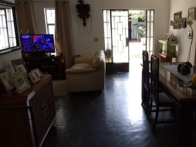 Sobrado com 400m² 4 quartos e 2 banheiros, à venda, no bairro Adalgisa em Osasco