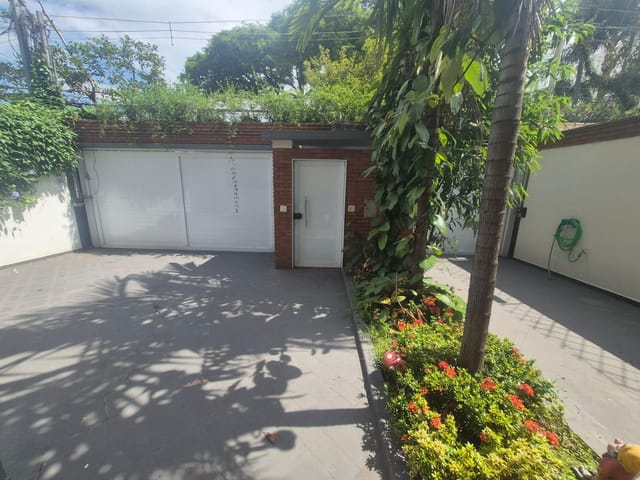 Sobrado com 450m² 4 quartos e 9 banheiros, à venda, no bairro Jardim Paulista em São Paulo