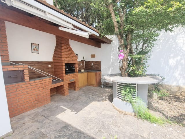 Sobrado com 450m² 4 quartos e 9 banheiros, à venda, no bairro Jardim Paulista em São Paulo
