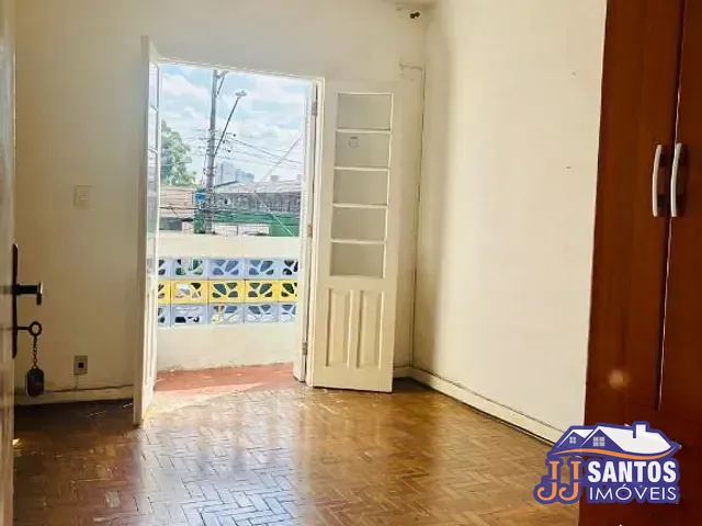 Sobrado com 126m² 3 quartos e 2 banheiros, para alugar, no bairro Vila Regente Feijó em São Paulo