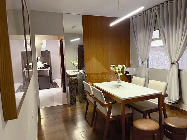 Sobrado com 131m² 4 quartos e 2 banheiros, à venda, no bairro Jardim Mauá em Mauá