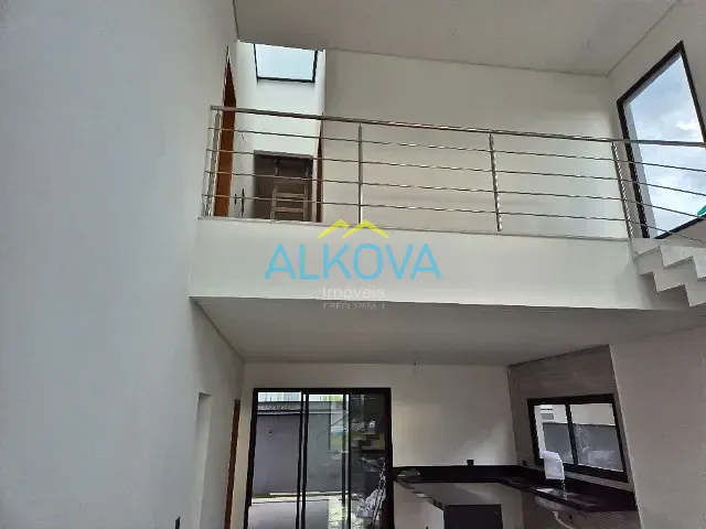Sobrado com 250m² 4 quartos e 5 banheiros, à venda, no bairro Loteamento Floresta em São José dos Campos