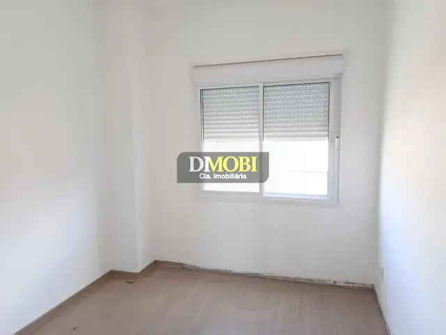 Sobrado 3 quartos e 2 banheiros, para alugar, no bairro Parque da Matriz em Cachoeirinha