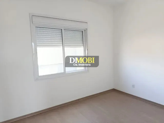 Sobrado 3 quartos e 2 banheiros, para alugar, no bairro Parque da Matriz em Cachoeirinha