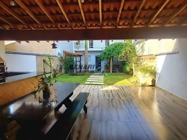 Sobrado com 185m² 3 quartos e 2 banheiros, à venda, no bairro Jardim Moriyama em Indaiatuba