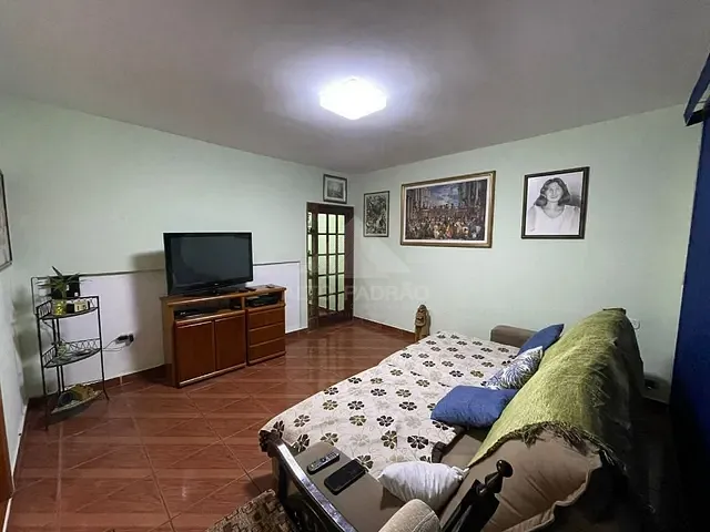 Sobrado com 137m² 3 quartos e 2 banheiros, à venda, no bairro Vila Emílio em Mauá