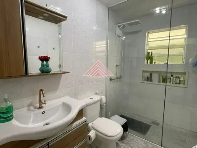 Sobrado com 137m² 3 quartos e 2 banheiros, à venda, no bairro Vila Emílio em Mauá
