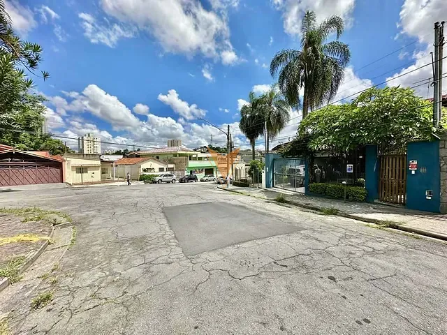 Sobrado com 283m² 4 quartos e 3 banheiros, à venda, no bairro Jardim Jussara em São Paulo