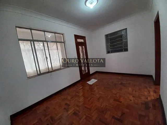 Sobrado com 300m² 4 quartos e 4 banheiros, para alugar, no bairro Mooca em São Paulo