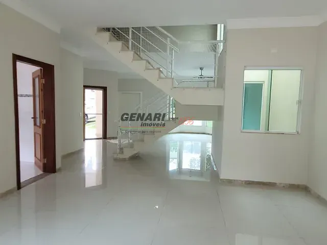 Sobrado com 360m² 5 quartos e 5 banheiros, para alugar, no bairro Altos da Bela Vista em Indaiatuba