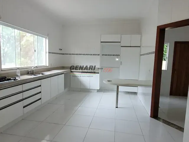 Sobrado com 360m² 5 quartos e 5 banheiros, para alugar, no bairro Altos da Bela Vista em Indaiatuba