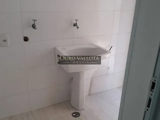 Sobrado 3 quartos e 3 banheiros, à venda, no bairro Parque Sevilha em São Paulo