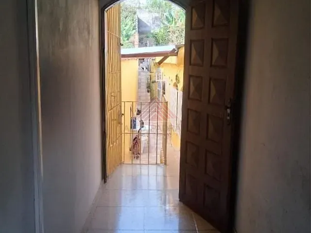 Sobrado com 223m² 2 quartos e 1 banheiro, à venda, no bairro Jardim Zaira em Mauá