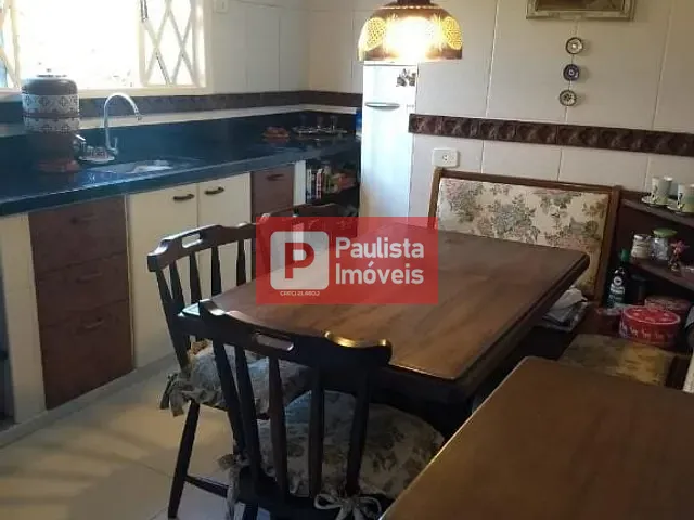 Sobrado com 160m² 3 quartos e 4 banheiros, à venda, no bairro Jardim Petrópolis em São Paulo