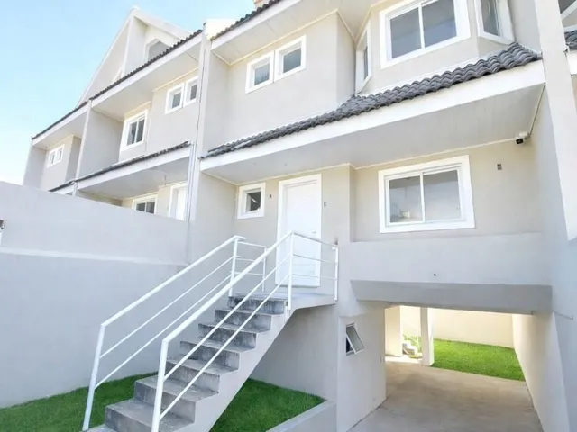 Sobrado com 105m² 3 quartos e 3 banheiros, à venda, no bairro Uberaba em Curitiba