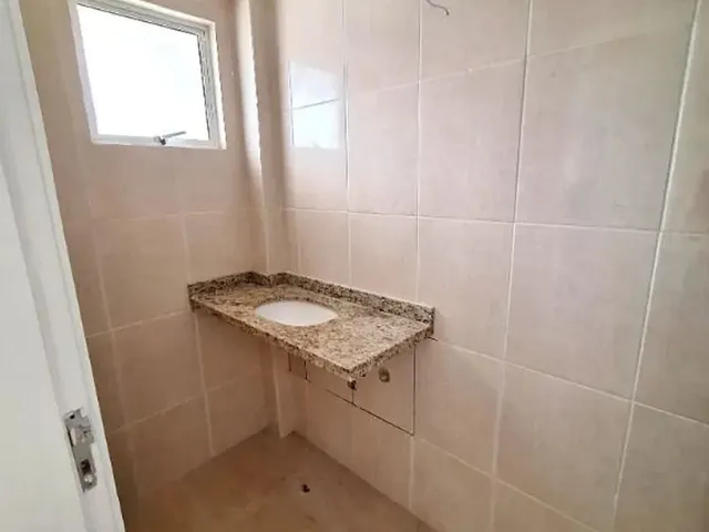 Sobrado com 105m² 3 quartos e 4 banheiros, à venda, no bairro Uberaba em Curitiba