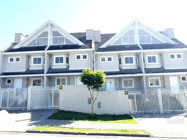 Sobrado com 105m² 3 quartos e 4 banheiros, à venda, no bairro Uberaba em Curitiba