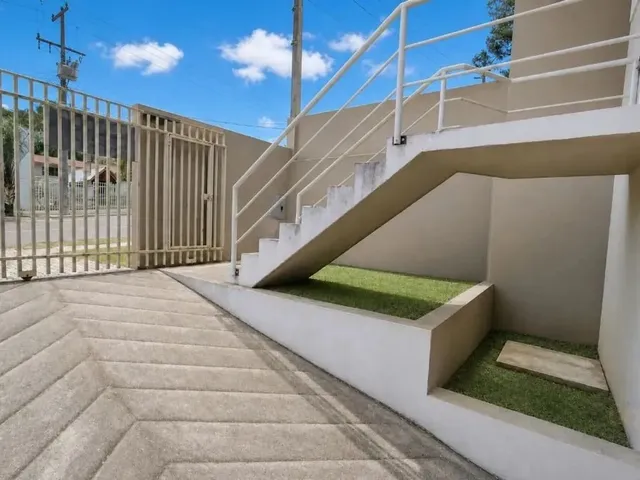 Sobrado com 105m² 3 quartos e 3 banheiros, à venda, no bairro Uberaba em Curitiba