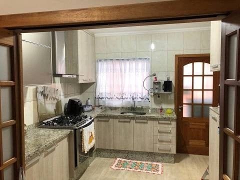 Sobrado com 180m² 3 quartos e 3 banheiros, à venda, no bairro Vila Ivone em São Paulo