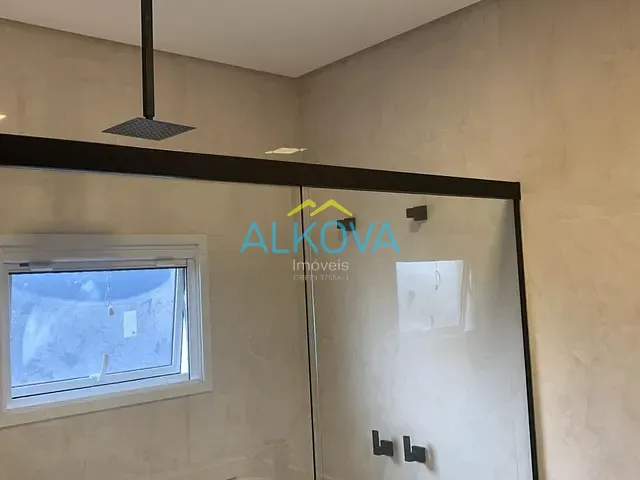 Sobrado com 252m² 3 quartos e 3 banheiros, à venda, no bairro Condomínio Residencial Mantiqueira em São José dos Campos