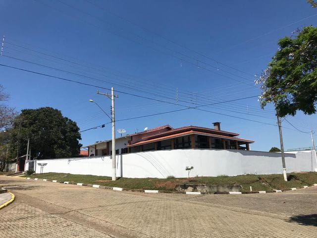 Sobrado com 715m² 6 quartos e 4 banheiros, à venda, no bairro novo horizonte em Piracaia