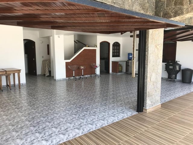 Sobrado com 715m² 6 quartos e 4 banheiros, à venda, no bairro novo horizonte em Piracaia