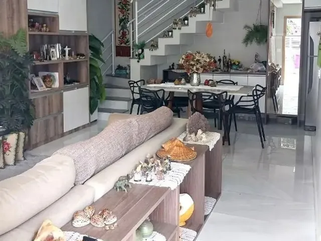 Sobrado com 106m² 3 quartos e 1 banheiro, à venda, no bairro Boqueirão em Curitiba
